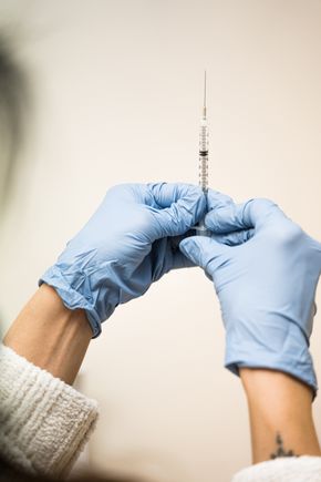 OHSU staff receive COVID-19 vaccine