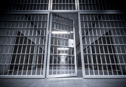 Casi la mitad de las personas que consumen drogas en áreas rurales estuvo recientemente en la cárcel