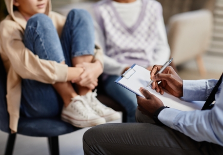 Residential addiction treatment for U.S. teens is scarce, expensive