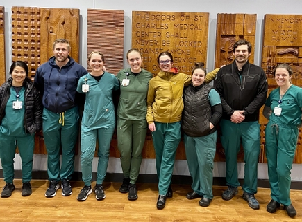OHSU School of Nursing celebra la graduación de la primera promoción en Bend