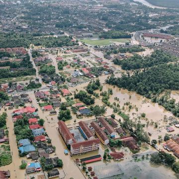 UK insurers rein in cover as rising flood threat causes headache for landlords
