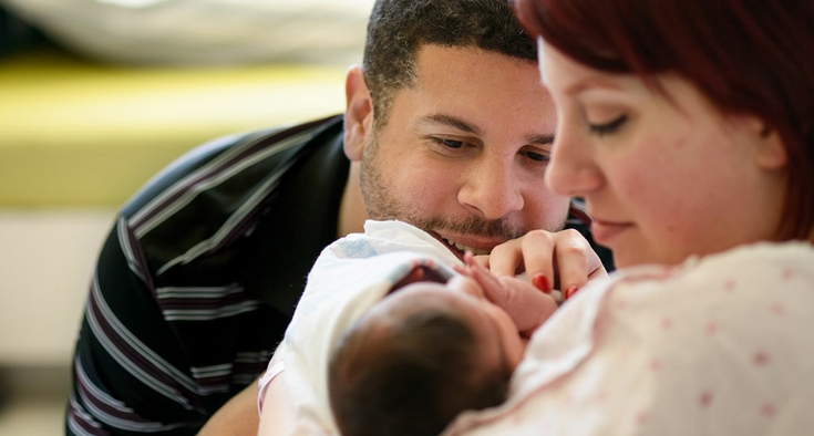 feature-comm3-bonding-baby