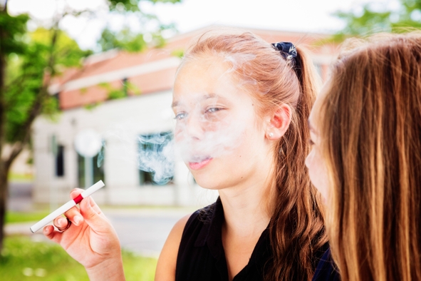 E-cigarettes pose threat to health of users AND bystanders 