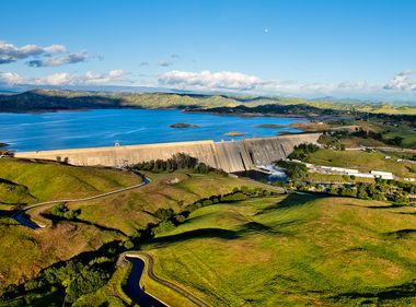 SCE’s Hydro Team Helps Deliver Water Amid Creek Fire
