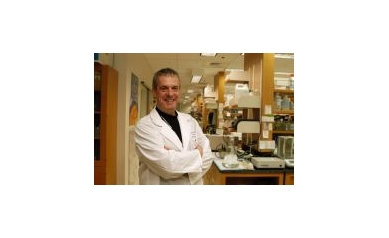 Rochester Scientist Wins Major Award for Alzheimer’s Research