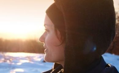 WomanOutdoorsFlip