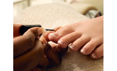 Prepping for a Pedicure? Tap These Tips for Safety