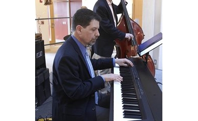 Alumni: Sound Medicine