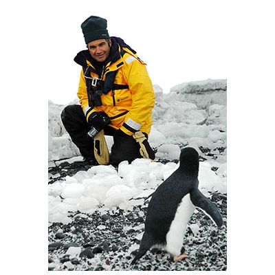 Alumni News: Answers on Ice