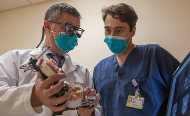 Dr. Carlo Ercoli Named Educator of the Year by American College of Prosthodontists