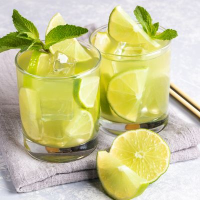 Green Tea Cooler with Papaya, Ginger and Lime