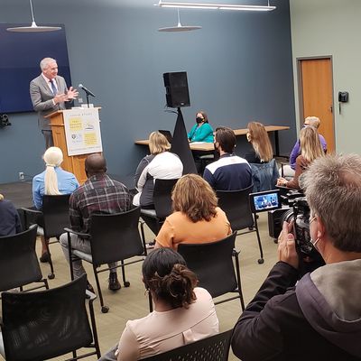 John Foxe, PhD, announces study at Mary Cariola Center during press conference.