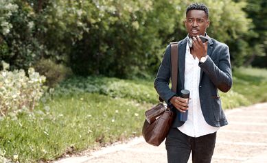 Researchers provide insight into how the brain multitasks while walking