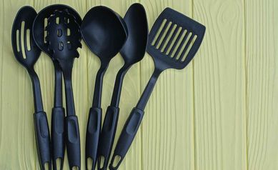 black plastics kitchen_11zon