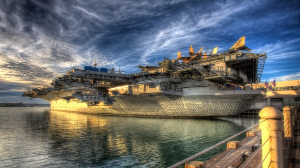 midway_0001_midway_sunset