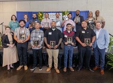P2023-031_Lineworker+Scholarship+Reception-806_thmb