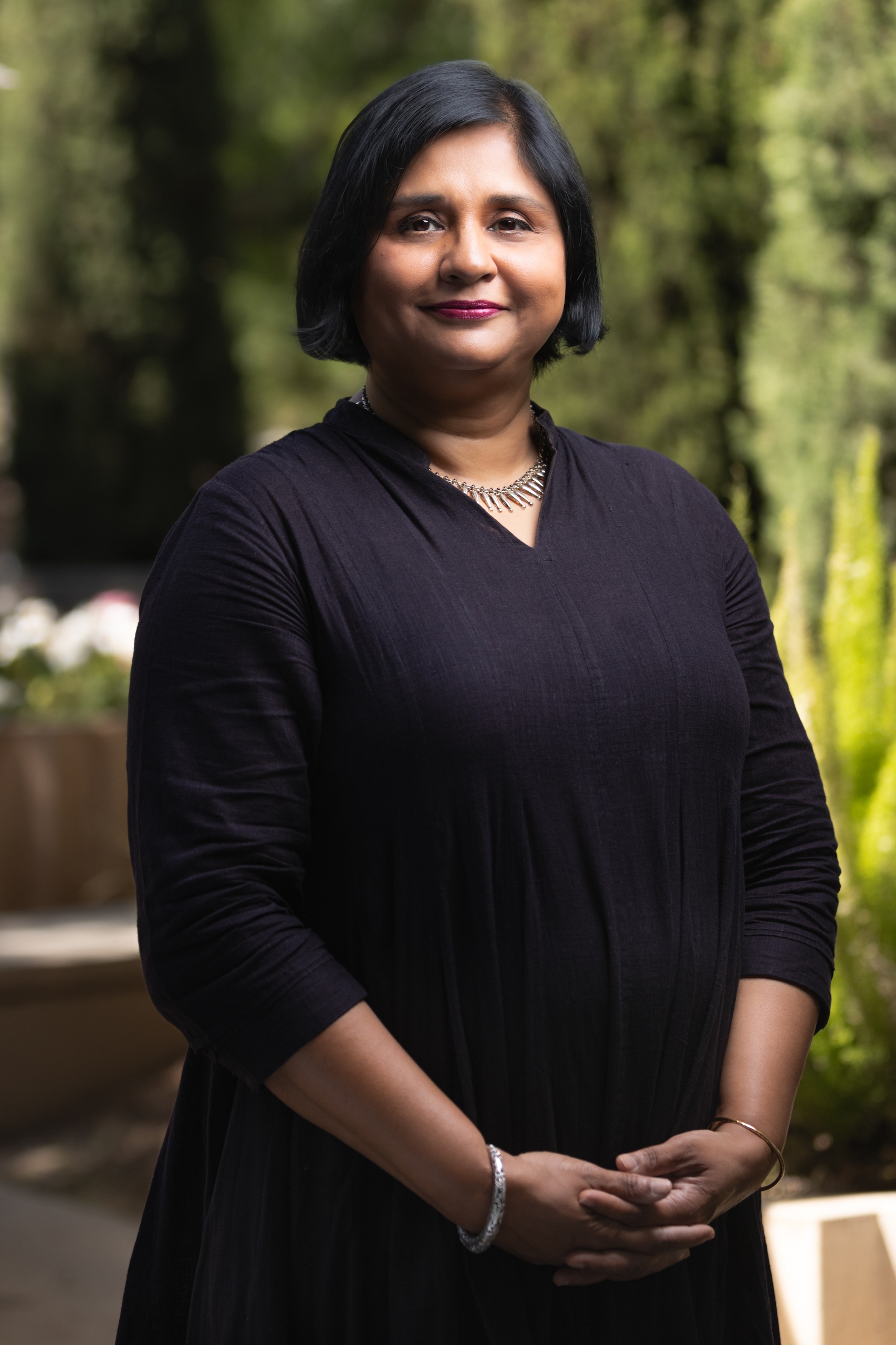 Shinjini Menon photo