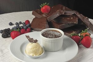 CL_Food_ChocMeltingCake-300x200