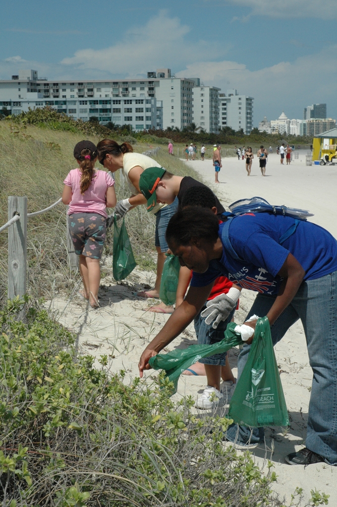 Fun Team volunteers and their families help clean-up Miami Beach's South Pointe Park