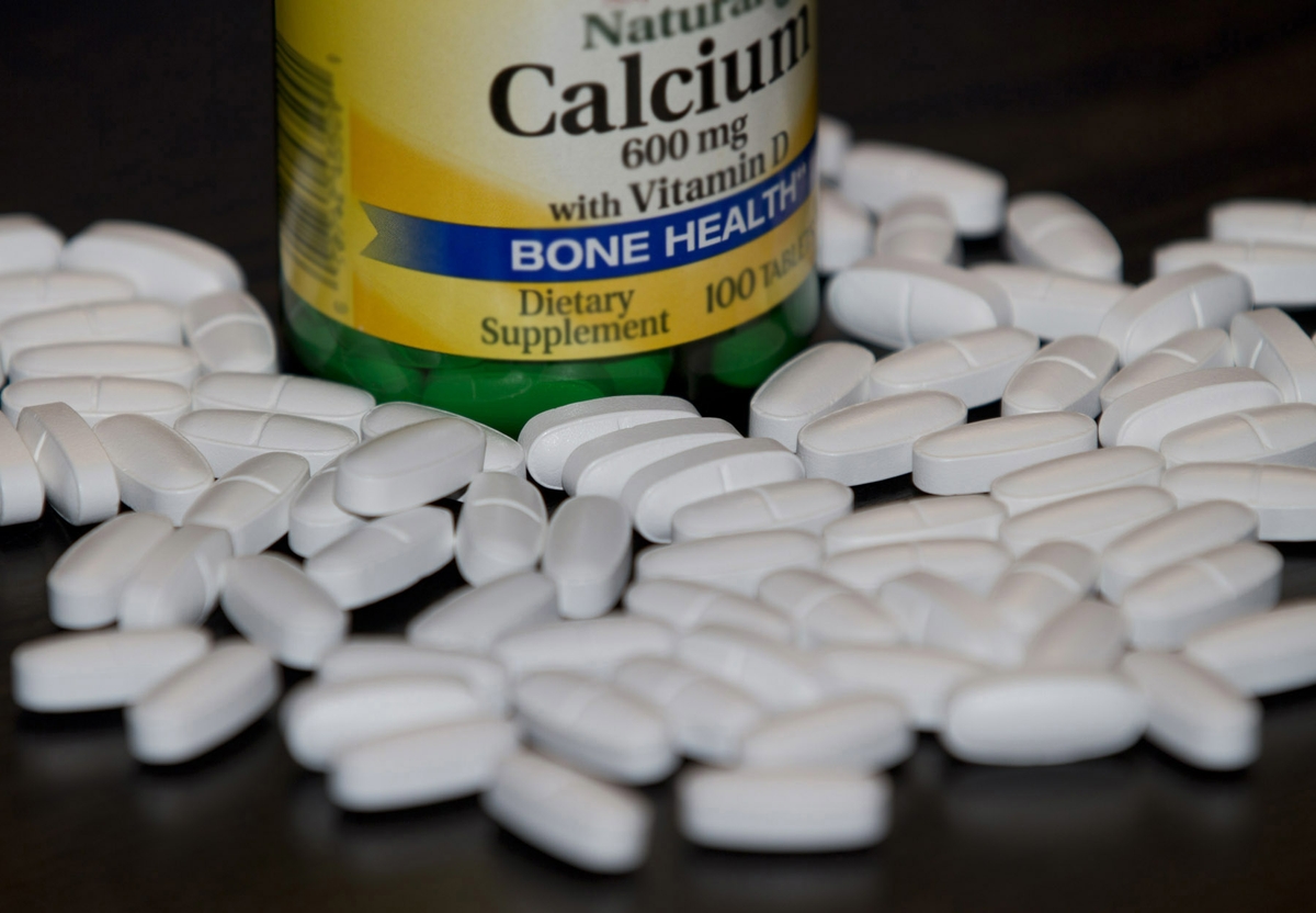 Calcium tabs and bottle