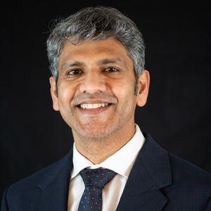 Paari Dominic M.D.