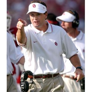 Former Oklahoma Coach Bob Stoops to receive Paul “Bear” Bryant Lifetime Achievement Award