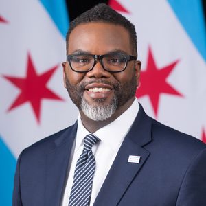 On American Heart Association’s Wear Red Day, Chicago’s Mayor Brandon Johnson declares February American Heart Month in the city