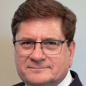 Dr. Jeffrey Rade