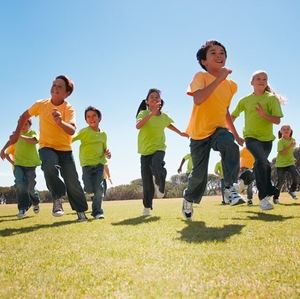 Kids running 