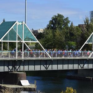Heart and Stroke walkers cross the Spokane River