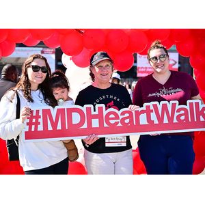 Más de 5,000 personas se reúnen en Baltimore para crear una comunidad de salvadores de vidas