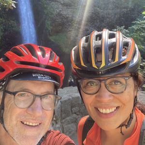 Lifelong cyclists, Dave and Tia know firsthand how important know CPR can be when it comes to saving the lives of those closest to us.